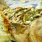 Карп запеченный в духовке